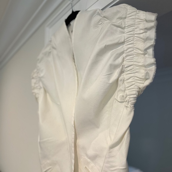 ZERO + MARIA CORNEJO White Vest w/ Gathered Sleeves & V Back Design - Size 10 - Picture 2 of 13